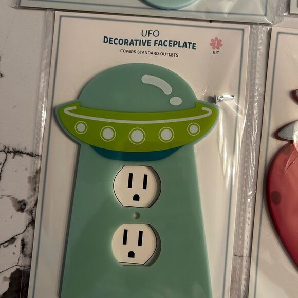 Decorative Faceplates All 4 - Picture 5 of 5